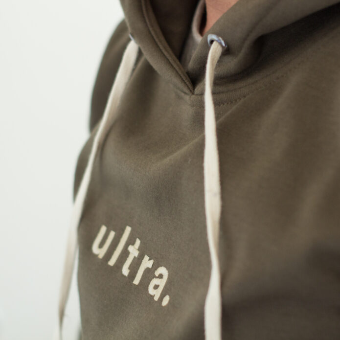 brown detalle hoodie